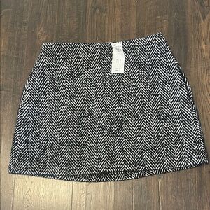NWT Abercrombie & Fitch Herringbone Skort